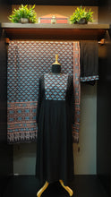 Print With Embroidery Highlighted Rayon Kurta Set | NI237