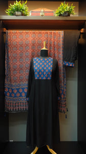 Print With Embroidery Highlighted Rayon Kurta Set | NI237