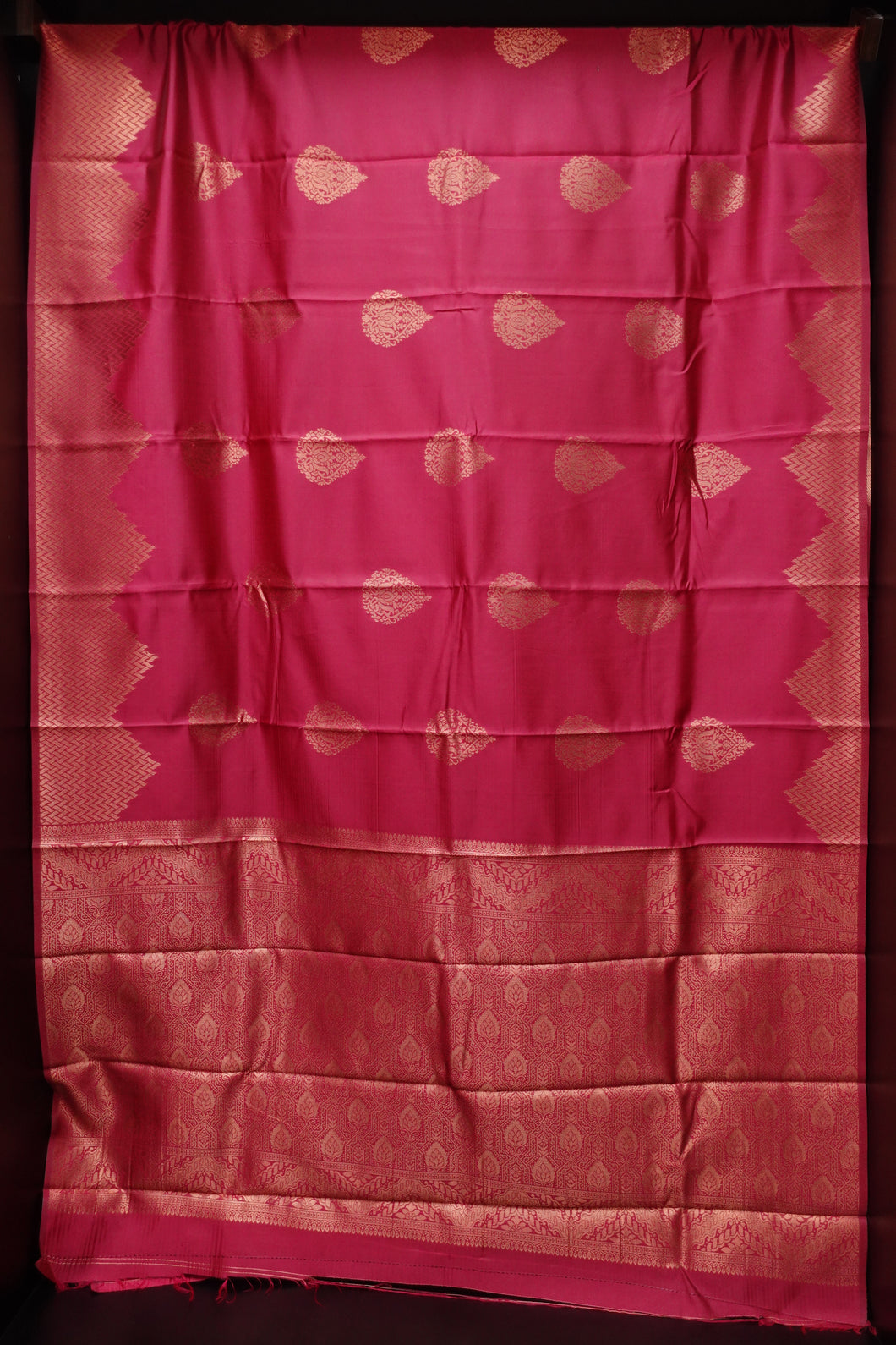 Semi silk saree with weave pattern | KT154