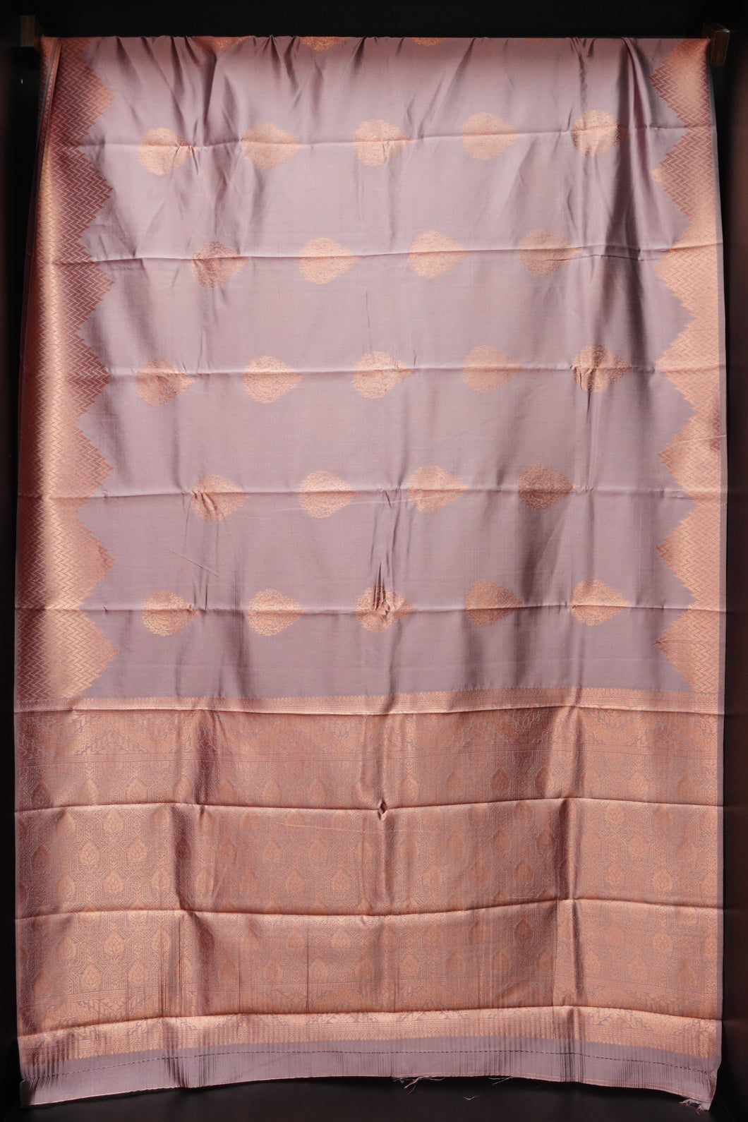 Semi silk saree with weave pattern | KT154