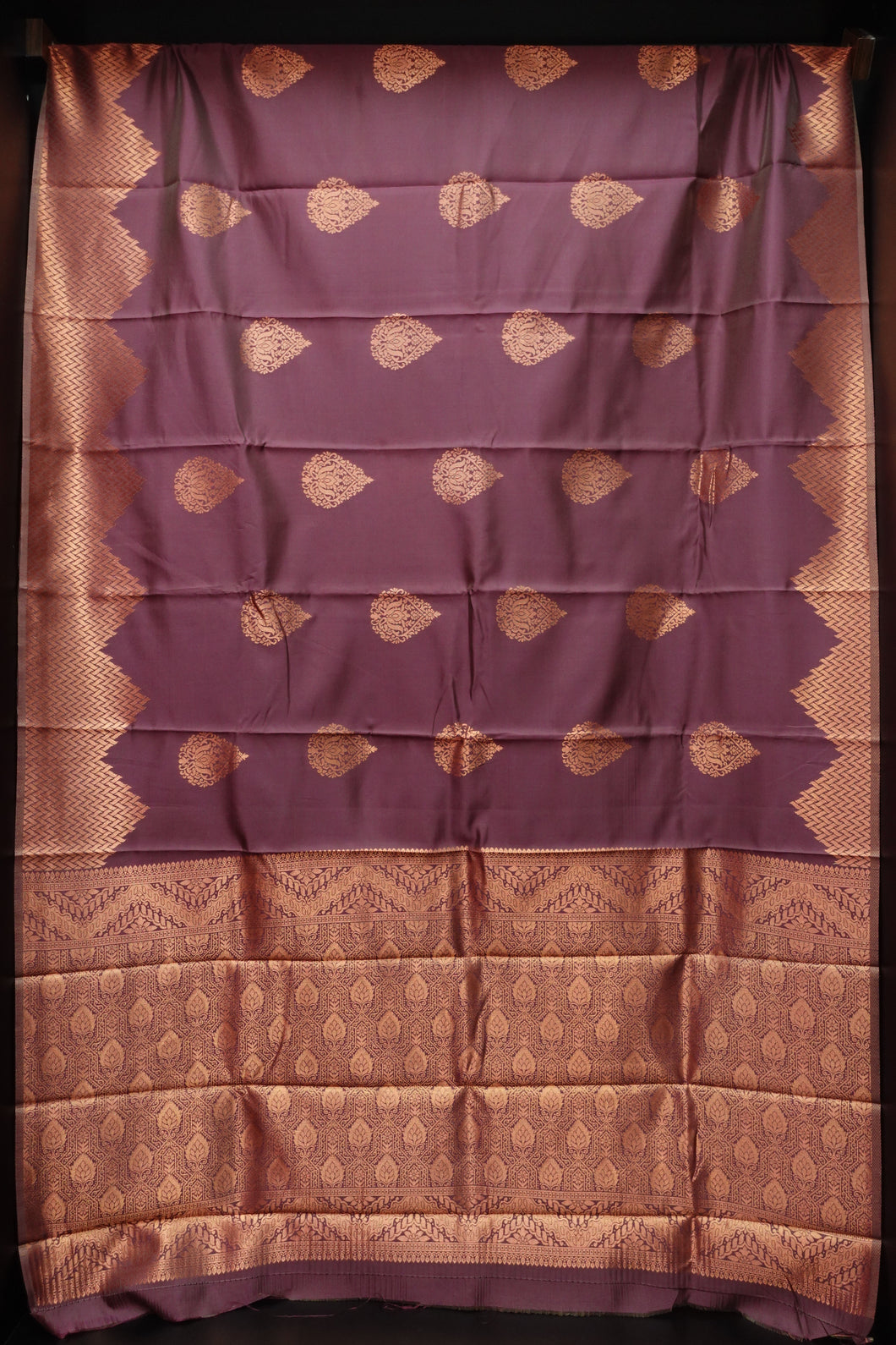 Semi silk saree with weave pattern | KT154