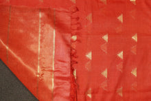Zari Weaved Stripe Patterned Tussar Sarees | HS669