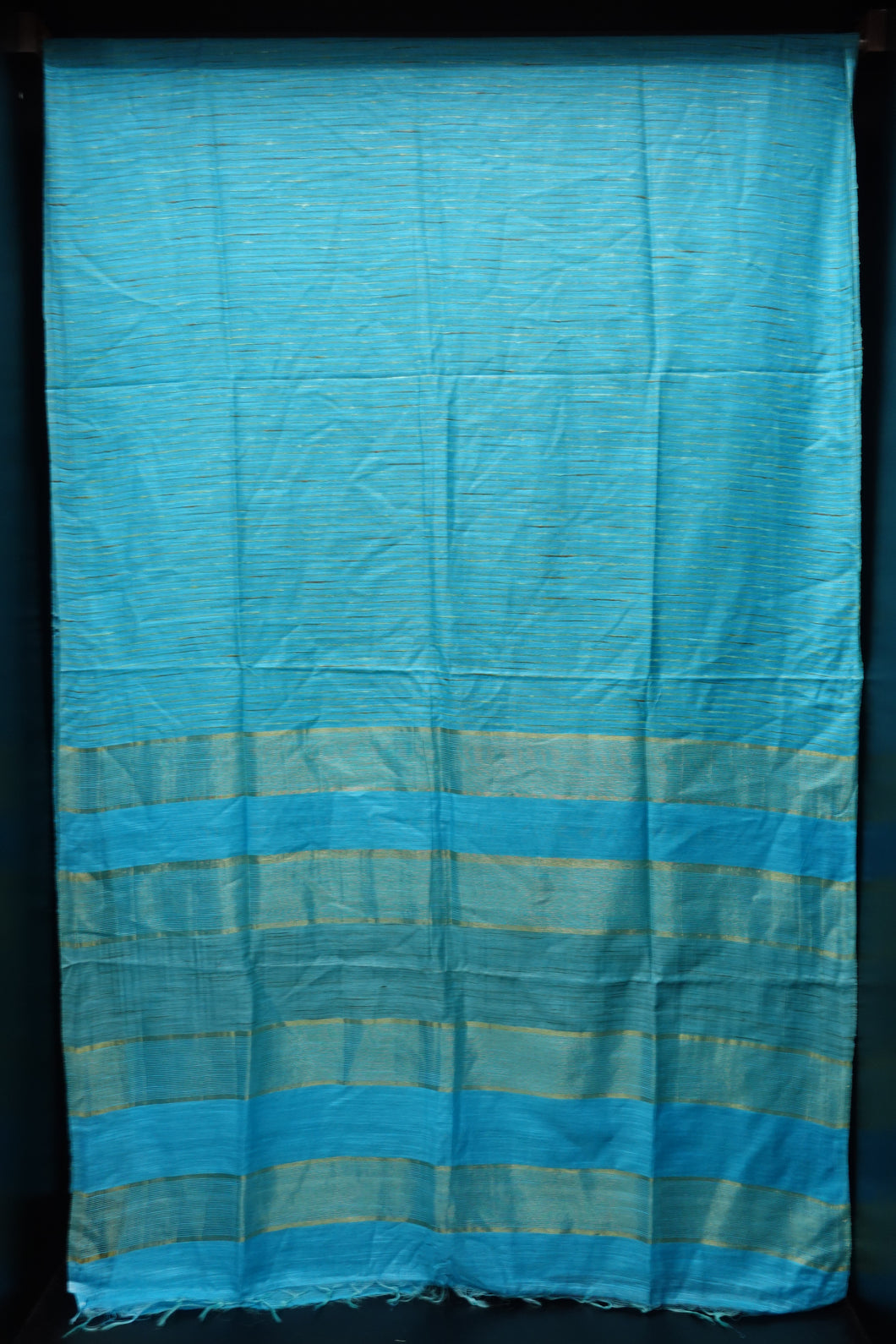 Staple Cotton Saree with Line Pattern | MDS225