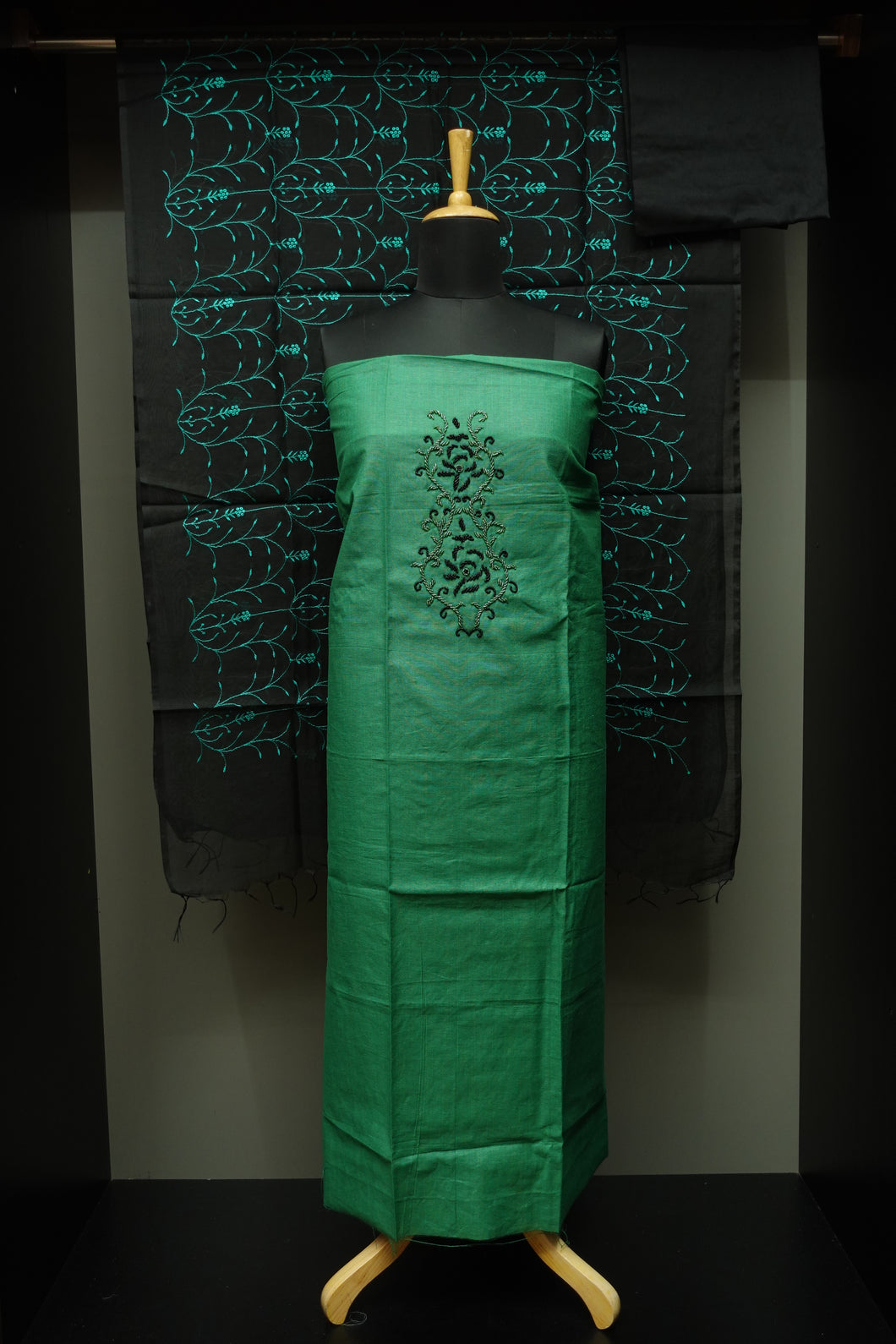 Green Colour Embroidered Salwar Set | ACT720