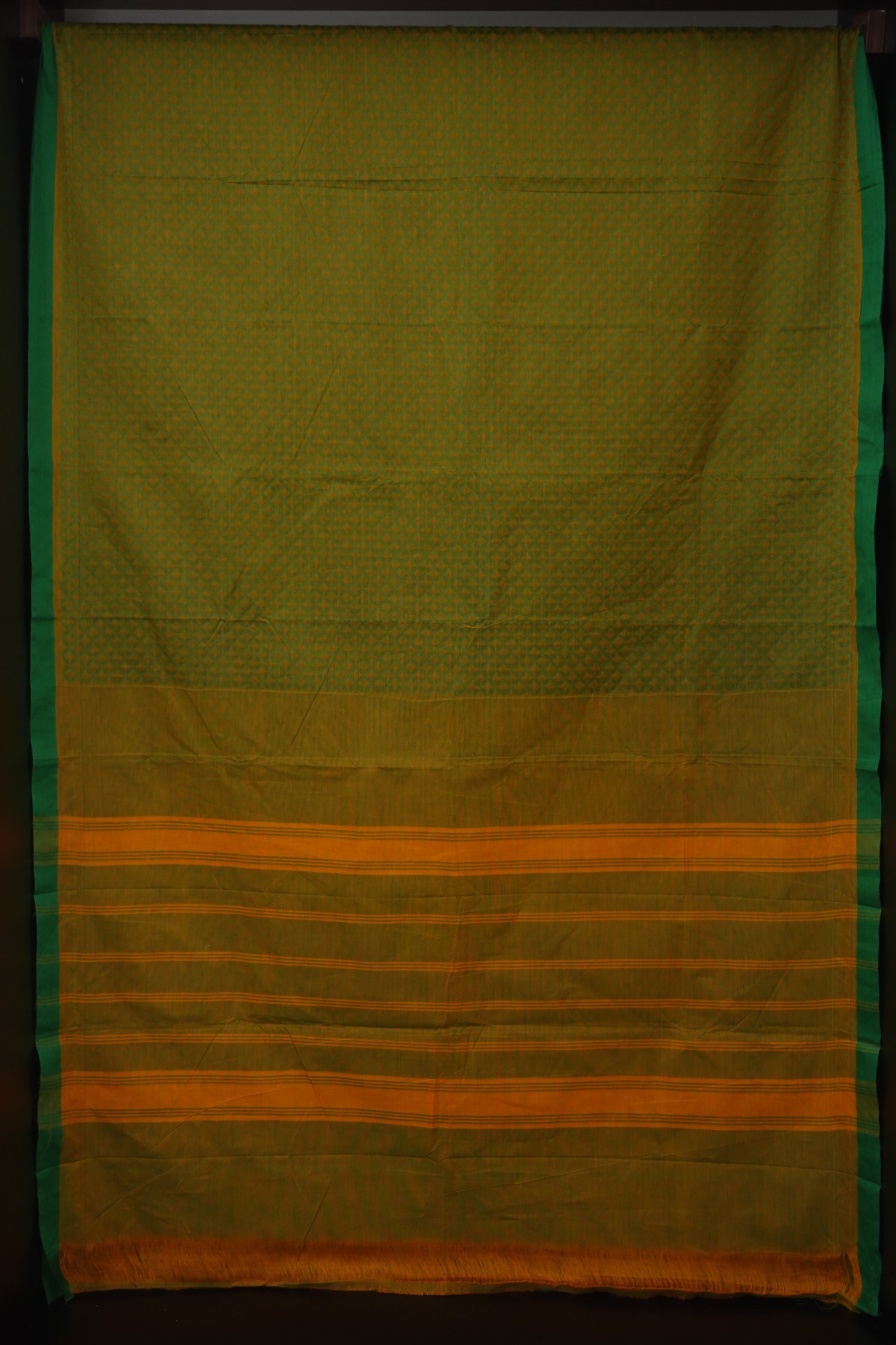 Jacquard ﻿weaved Chettinad Cotton Sarees (Kathathaadi Kattam) | VR202