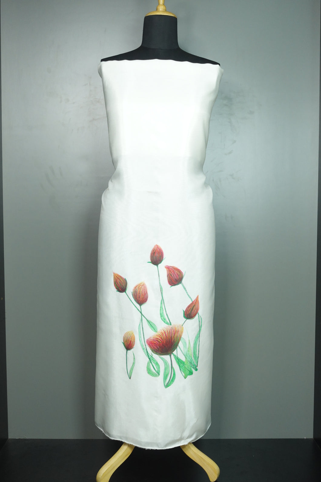 Floral Digital Painted Pure Muslin Top Material | ET113