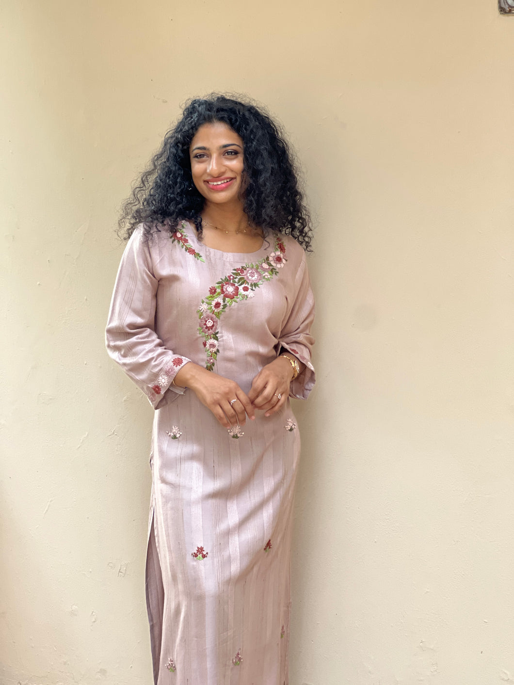Mauve Color Hand Embroidered Rayon Kurta  | OS193