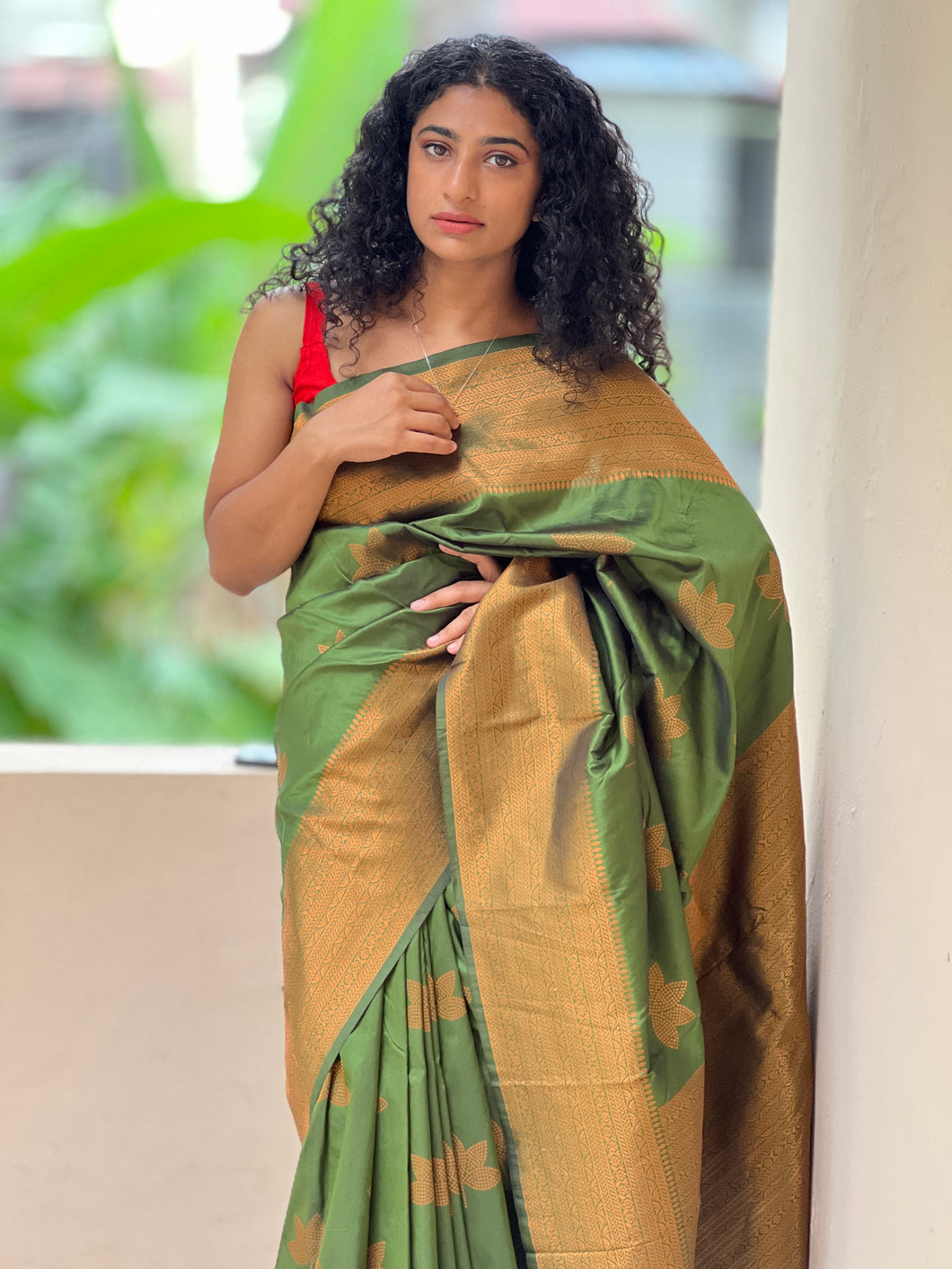 Semi Silk Sarees With Copper Weaving Pattern | KT189