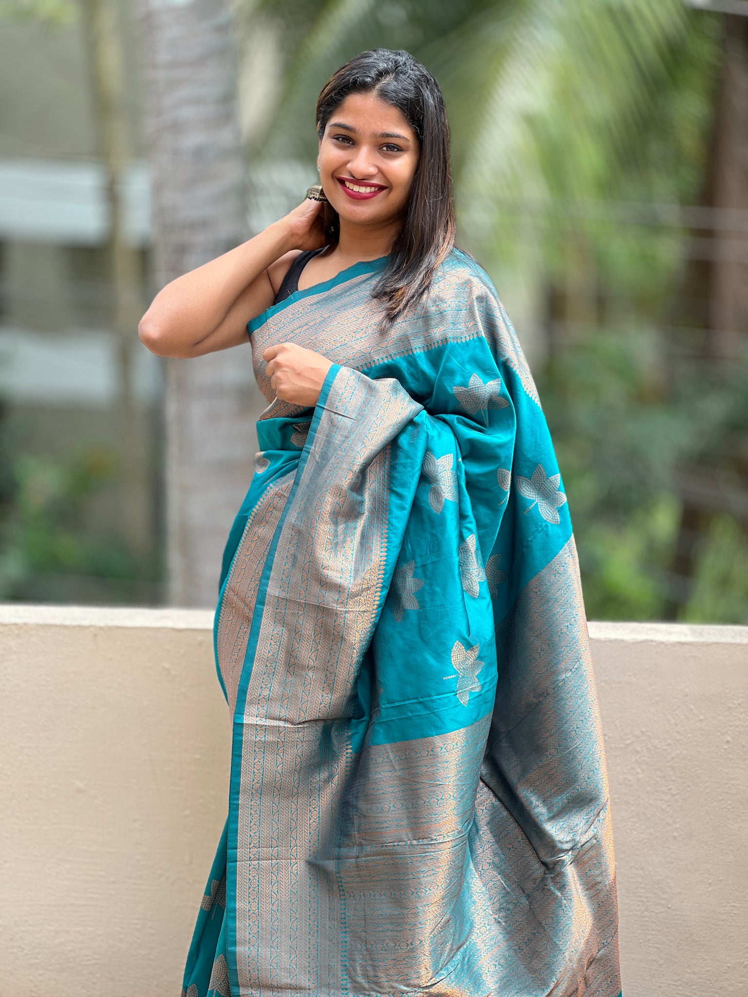 Cotton with Copper Silver Zari Weaving border saree with Cotton blouse  (BYC-46359-2554) - sellURsaree.com