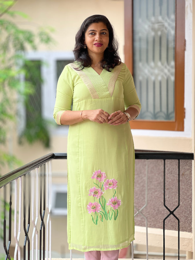 Light Green Color Rise Stitch Yoke Design Kurta | DN328