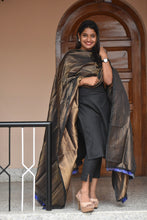 Hand Woven Kanchipuram Dupatta  | AJ446