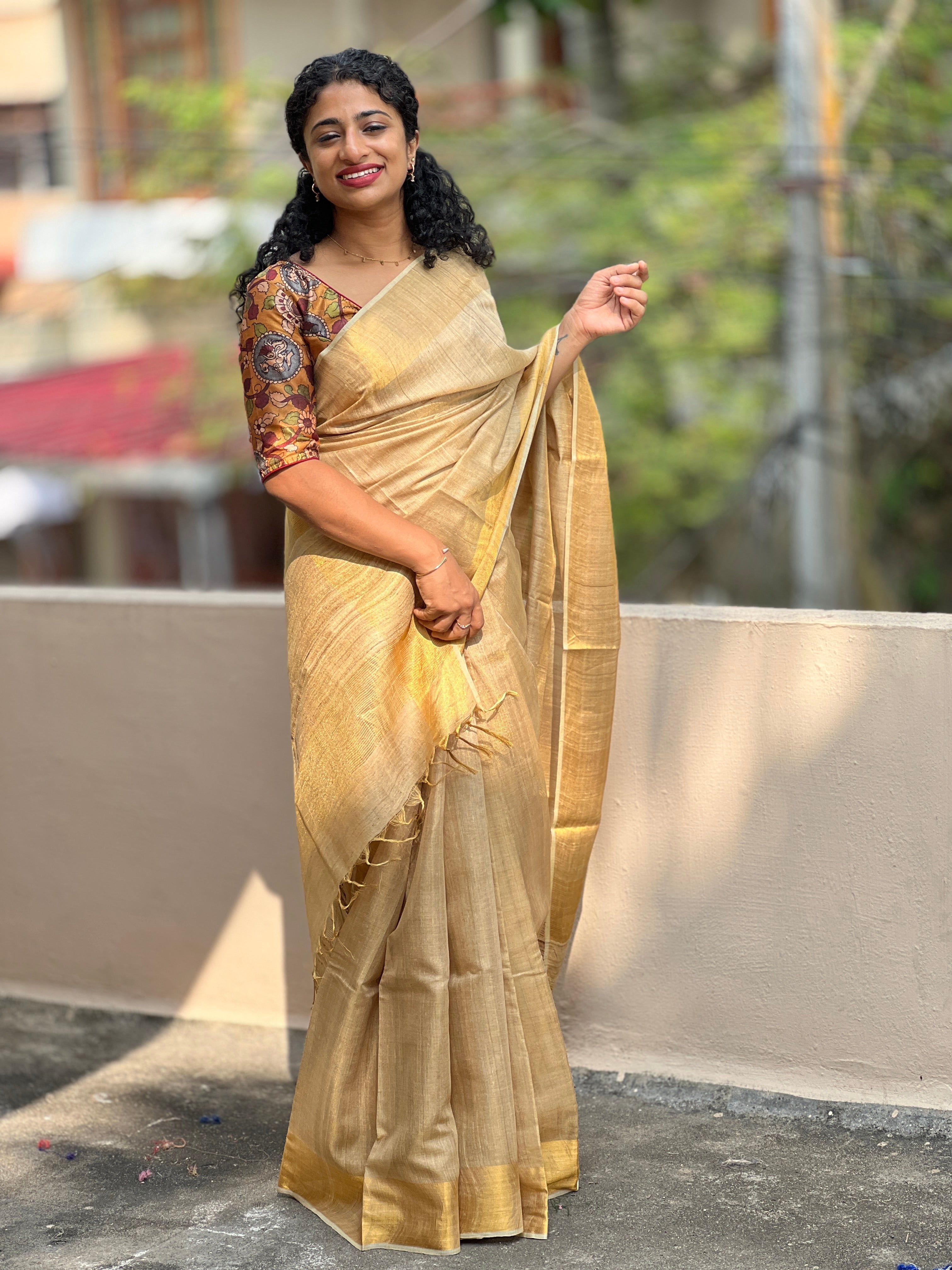 Desi Tussar Saree with Tissue Weaves | ACT652