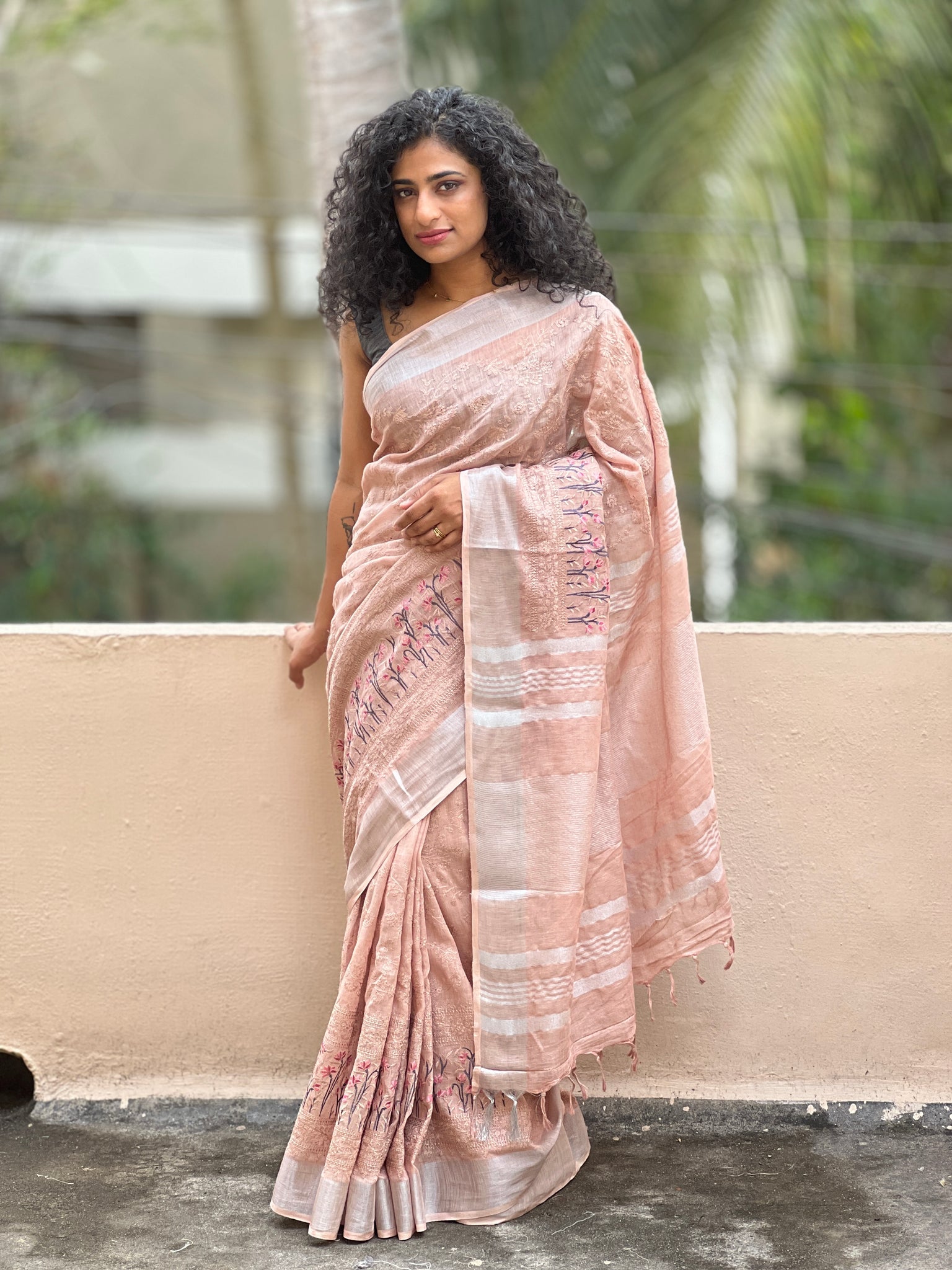 Black Linen Tissue Saree with Bandhani Blouse – Naina Jain