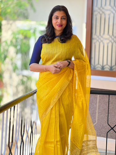 Golden Zari Check-Patterned Linen Sarees | SKH121