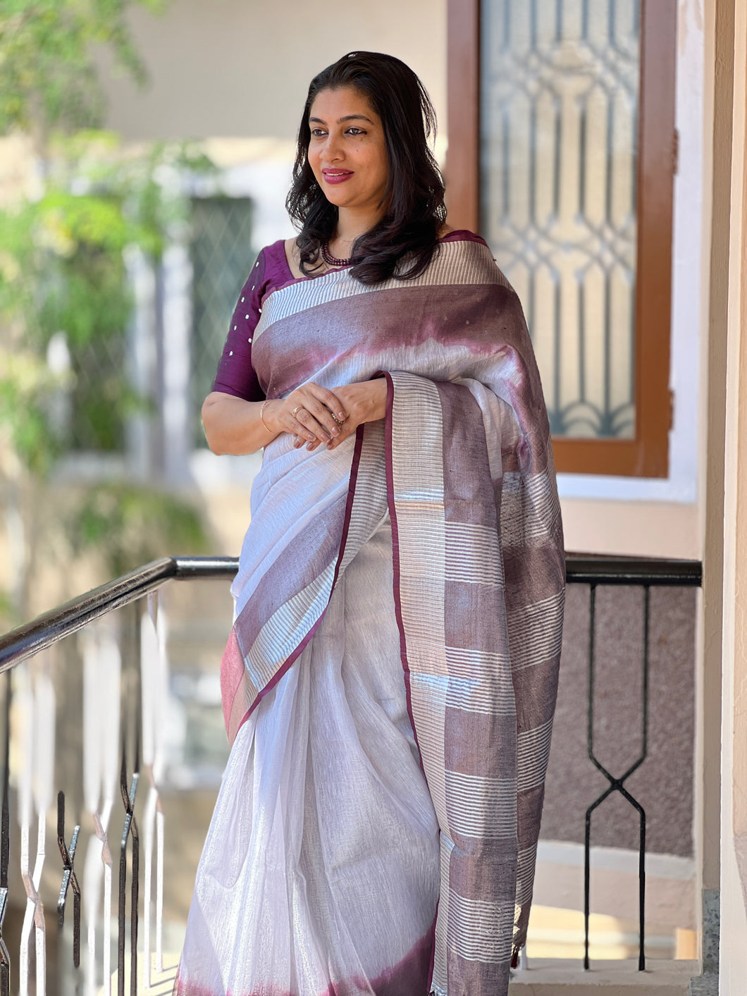 Silver Tissue Linen Weaved Saree | SKH116