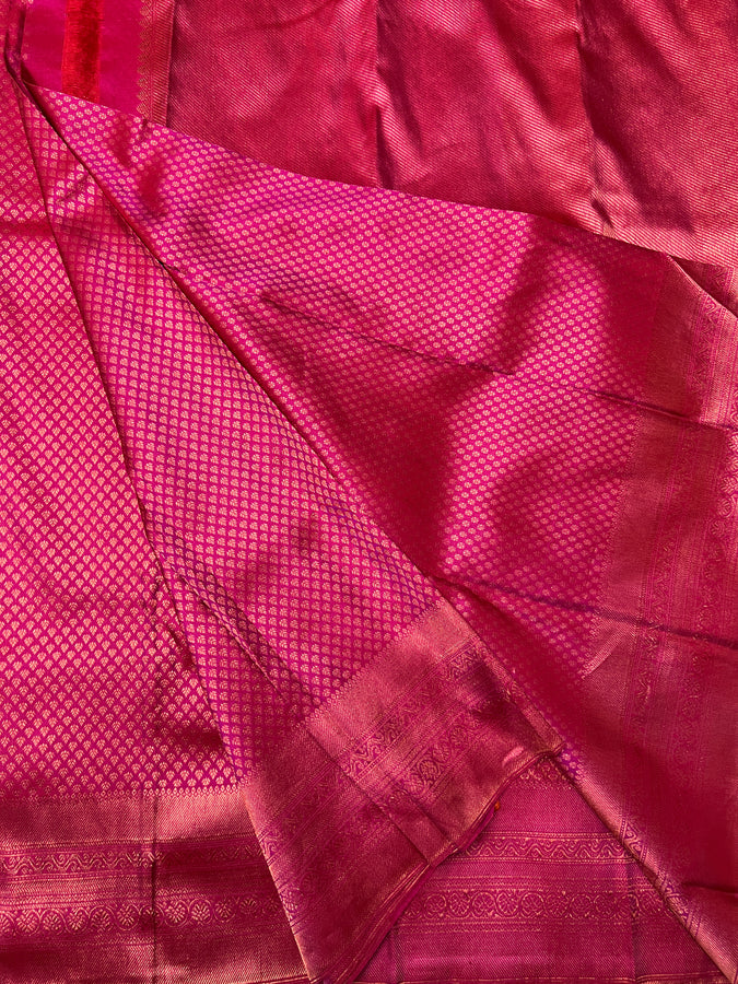 Magenta Pink colour Traditional Kanchipuram saree | ES102