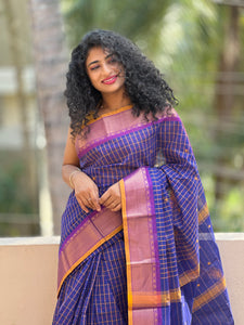 Kanchi Cotton Sarees With Weave Patterns | VR158