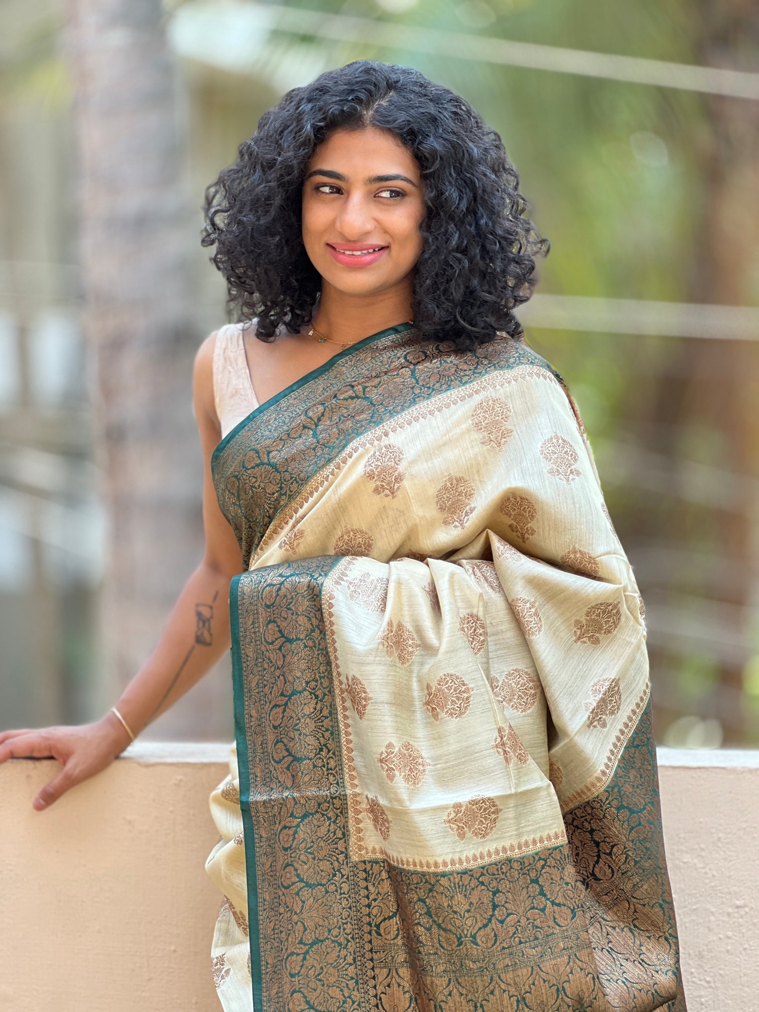 Admirable South Indian Beautiful Art Silk Jecquard Bordered Saree – Fabvilla