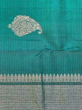 Zari Weave Green Color Kanchipuram Saree | CV194