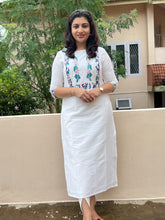 Embroidered Slub Chanderi Finish Semi Silk Kurtha  | DN303