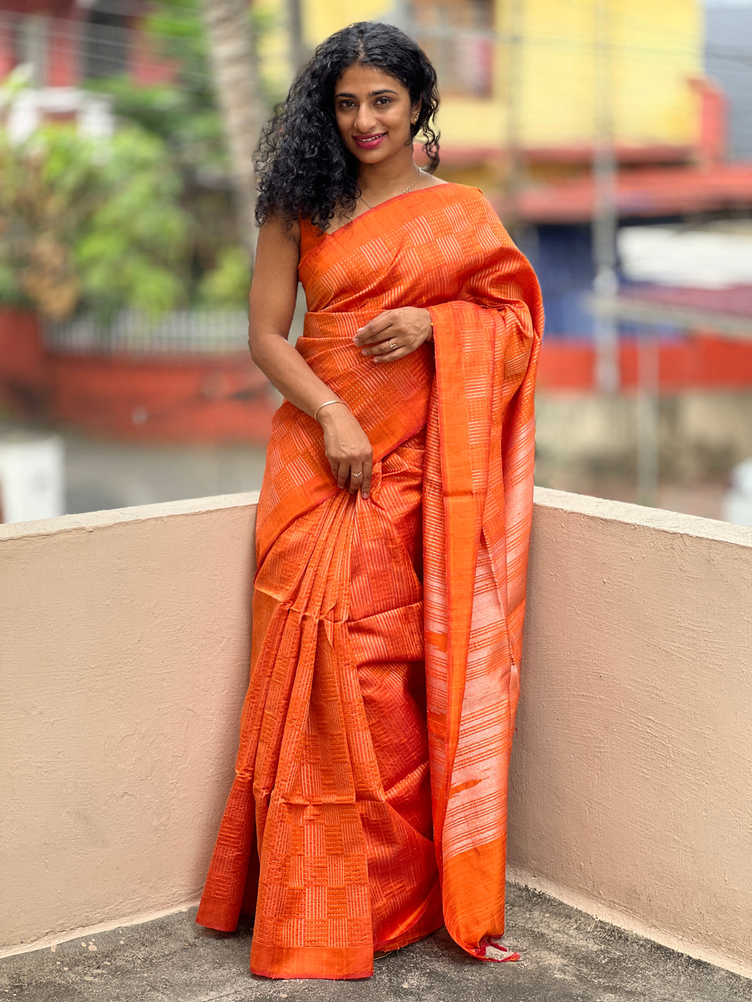 Square Block Weaving Pattern Raw Silk Saree | MNH245