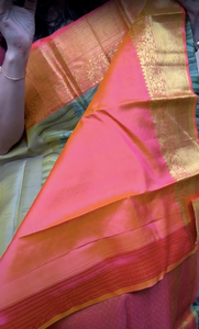 Green Color Kanchipuram Saree With Traditional Borders | ES114